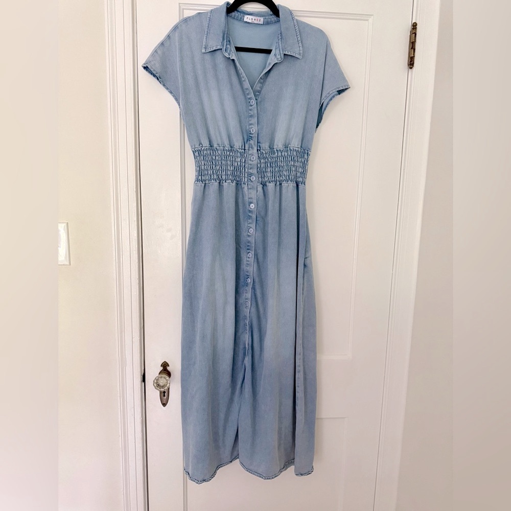 EUC - FLOREZ Denim midi dress - Light Blue Button-Down - size L